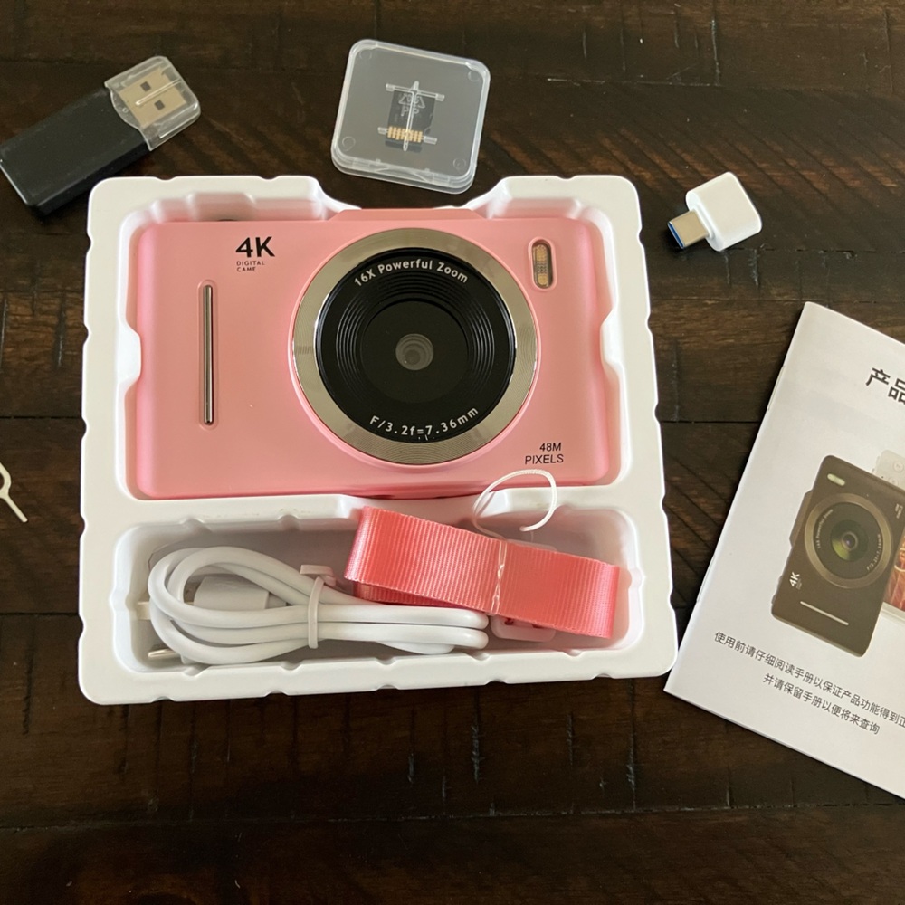 Fashion CCD (charge-coupled device) camera, model H16